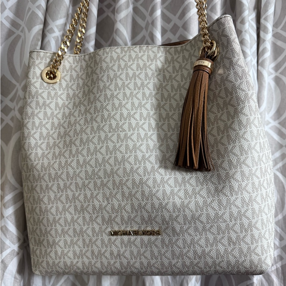 Michael Kors Beige and Tan Shoulder Bag